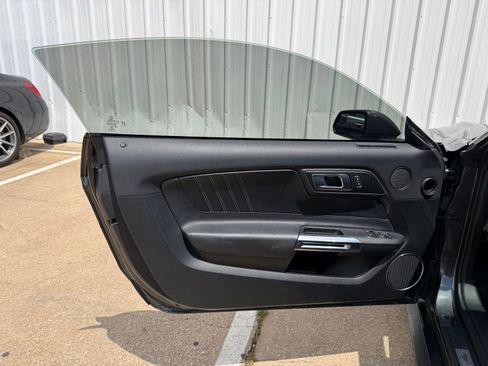 Used 2020 Ford Mustang GT Premium RWD image 21