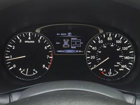 Used 2017 Nissan Pathfinder S AWD/4WD image 26