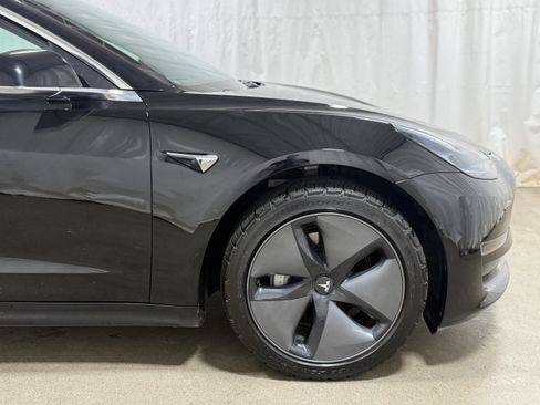 Used 2018 Tesla Model 3 Long Range image 28