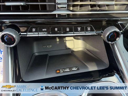 New 2026 Chevrolet Traverse Z71 w/ Enhanced Driving Package AWD/4WD image 16