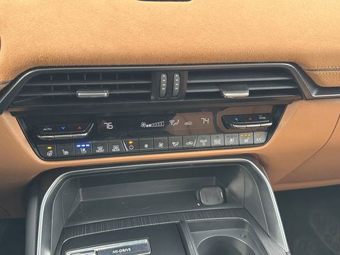 Certified 2025 MAZDA CX-70 3.3 Turbo S w/ Premium Plus image 28