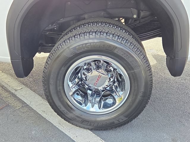 New 2026 GMC Sierra 3500 SLE AWD/4WD image 8