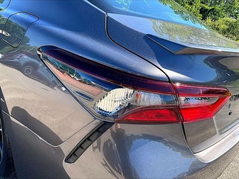 Used 2023 Toyota Camry SE FWD image 32