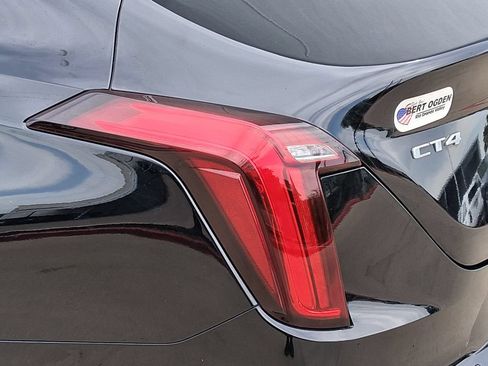 Used 2022 Cadillac CT4 Luxury RWD image 7