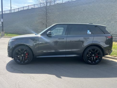 Used 2025 Land Rover Range Rover Sport Autobiography image 23