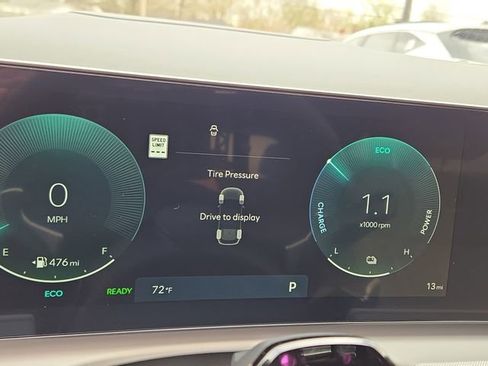 New 2026 Hyundai Tucson Limited AWD/4WD image 9