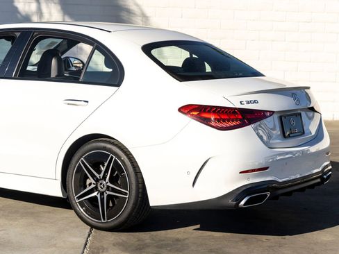 Used 2024 Mercedes-Benz C 300 Sedan image 8