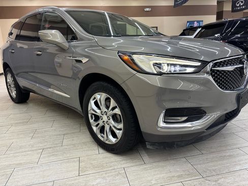 Used 2018 Buick Enclave Avenir w/ Avenir Technology Package FWD image 13