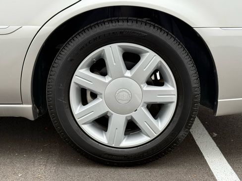 Used 2006 Cadillac DTS image 12