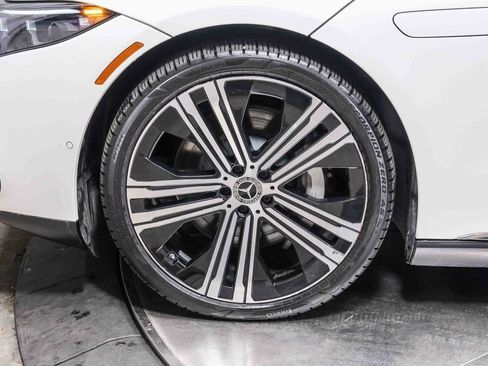 Certified 2022 Mercedes-Benz EQS 450+ Sedan image 10