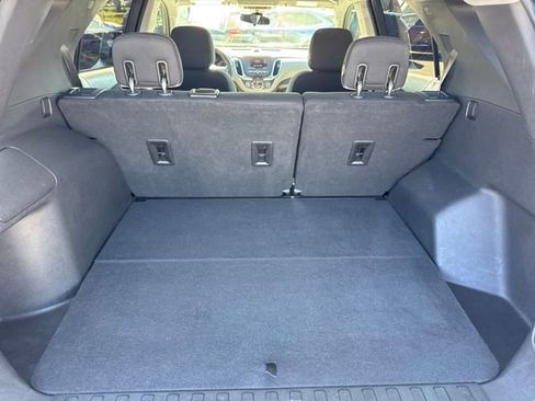 Used 2020 Chevrolet Equinox LS image 21