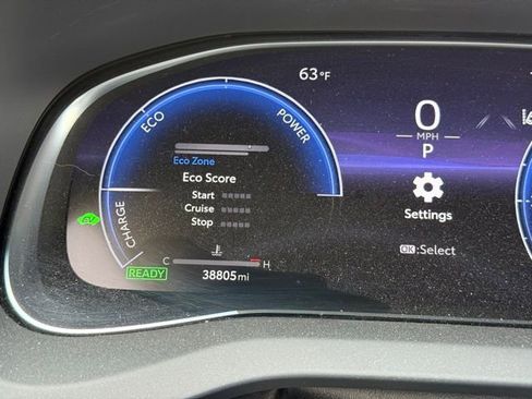 Used 2023 Toyota Venza Limited AWD/4WD image 12