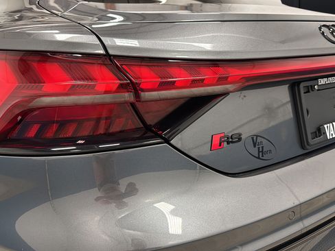 Used 2024 Audi RS e-tron GT w/ Carbon Performance Package AWD/4WD image 39