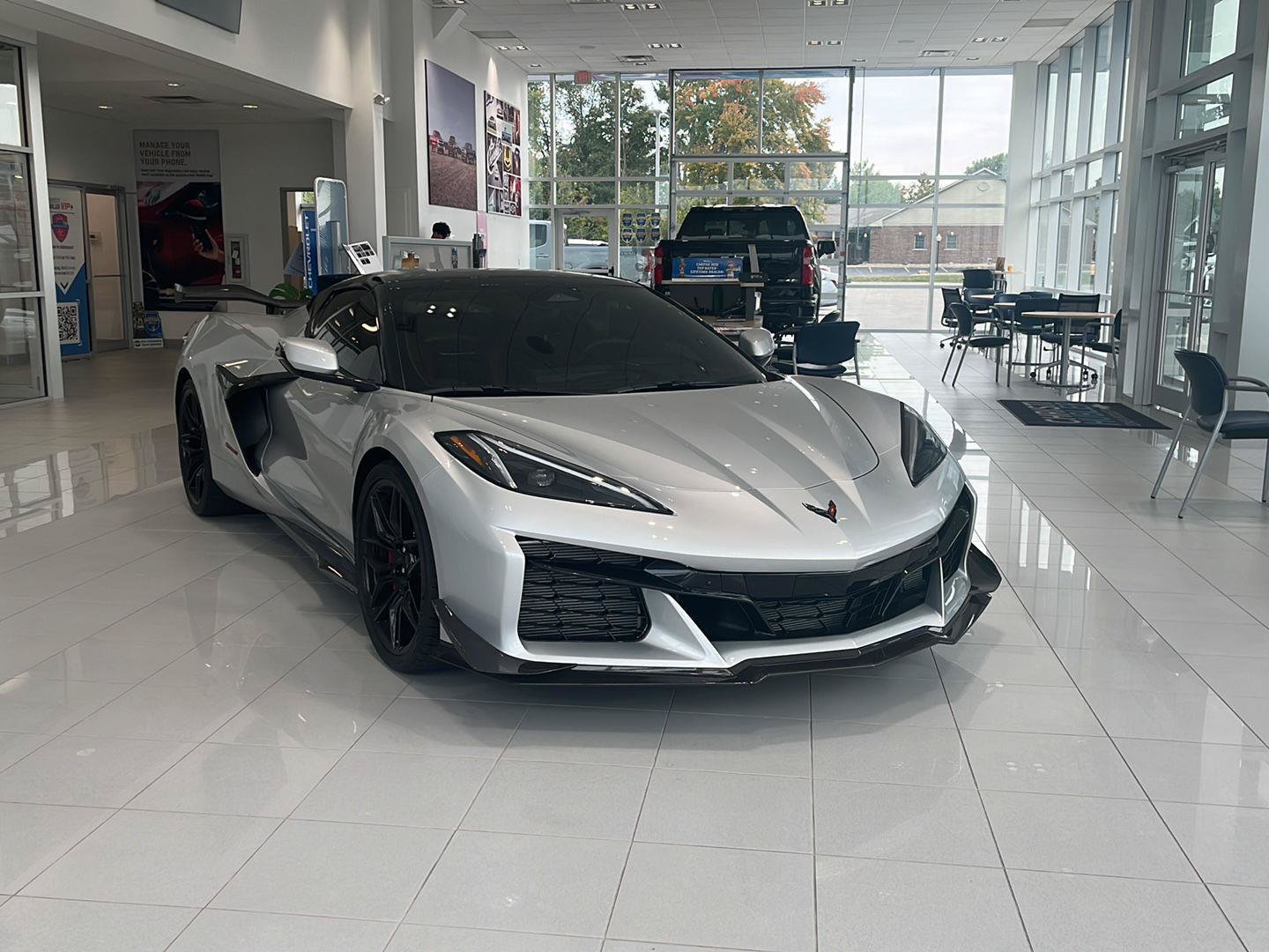 Used 2026 Chevrolet Corvette Z06 RWD image 7