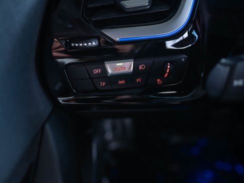 Used 2020 BMW Z4 M40i w/ Premium Package image 18