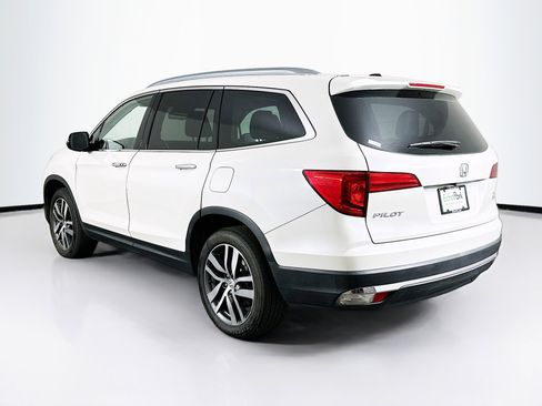 Used 2016 Honda Pilot Elite image 5
