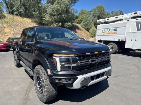 Certified 2024 Ford F150 Raptor AWD/4WD image 3
