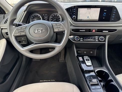 Certified 2023 Hyundai Sonata SEL w/ Preferred Accessory Package image 20