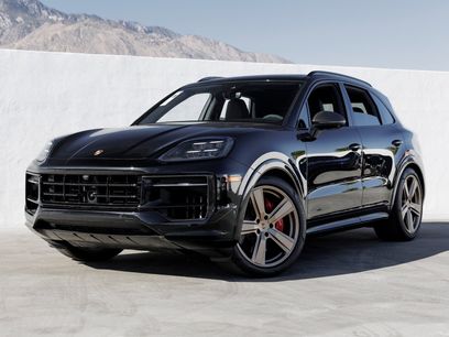 New 2025 Porsche Cayenne GTS