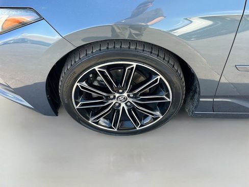 Used 2019 Toyota Avalon Touring w/ Advanced Safety Package image 33