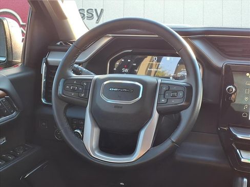 Used 2022 GMC Sierra 1500 Denali w/ Technology Package image 16