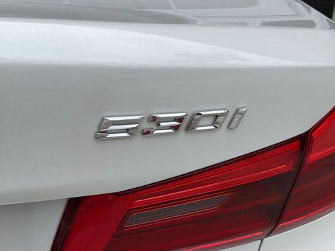 Used 2020 BMW 530i w/ Premium Package RWD image 33