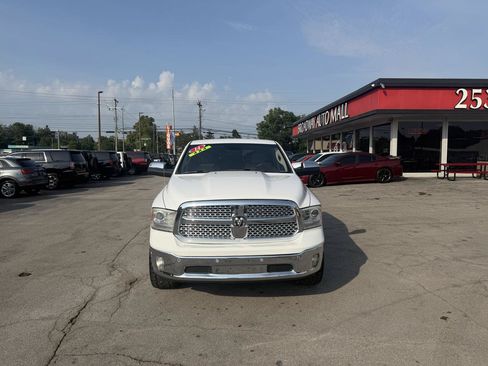 Used 2014 RAM 1500 Laramie w/ Convenience Group AWD/4WD image 8