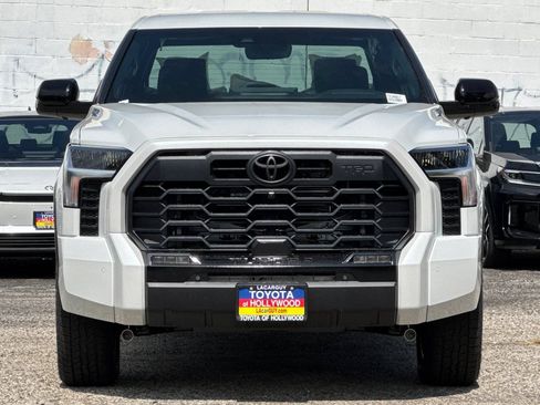 New 2026 Toyota Tundra Limited AWD/4WD image 8