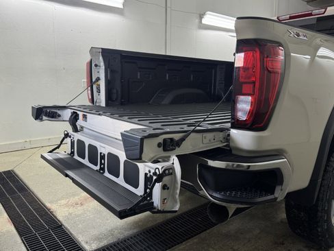 New 2026 GMC Sierra 2500 SLE image 58