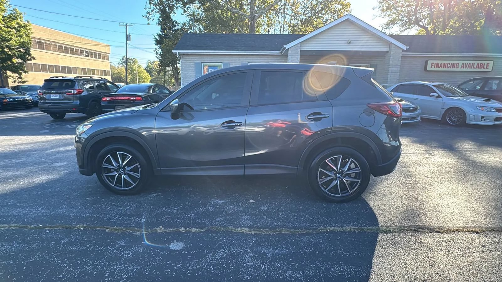 Used 2016 MAZDA CX-5 Touring w/ Bose/Moonroof Package AWD/4WD image 4