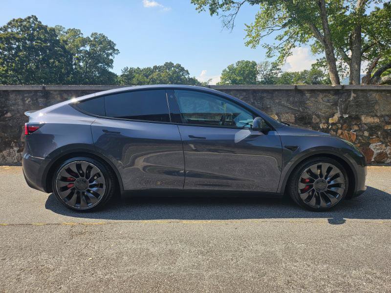 Used 2023 Tesla Model Y Long Range AWD/4WD image 10