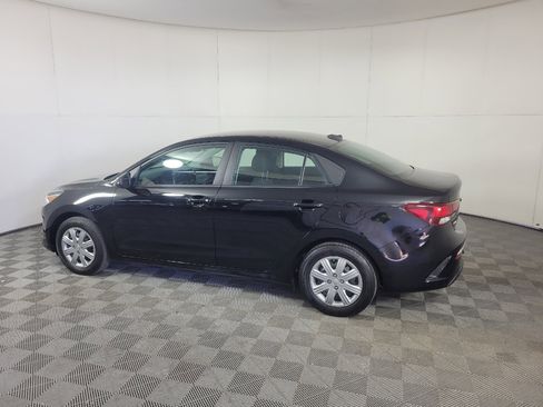 Used 2023 Kia Rio LX image 3