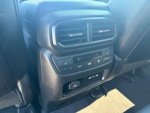 Used 2025 Honda Ridgeline Black Edition image 25