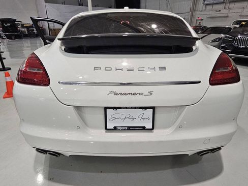 Used 2010 Porsche Panamera S image 18