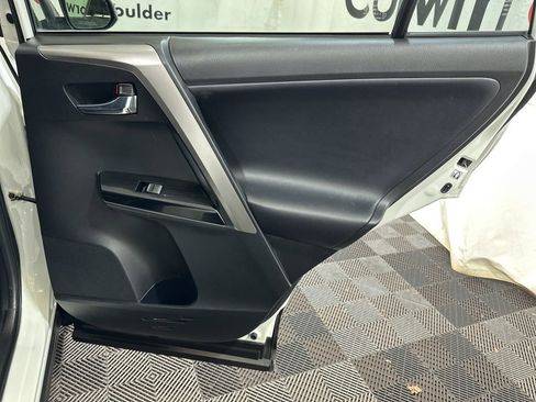 Used 2016 Toyota RAV4 Limited image 14