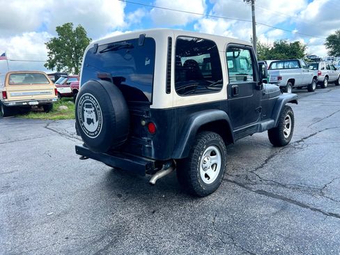 Used 2000 Jeep Wrangler Sahara image 4