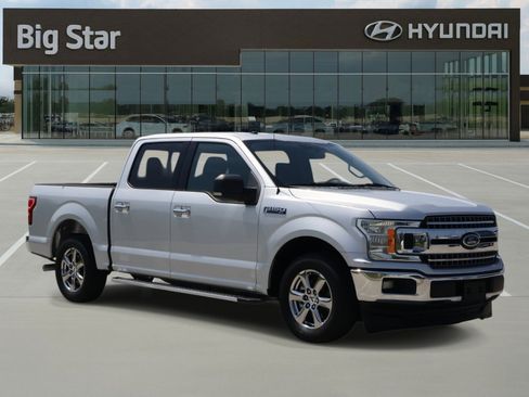 Used 2018 Ford F150 XLT w/ Equipment Group 302A Luxury RWD image 6