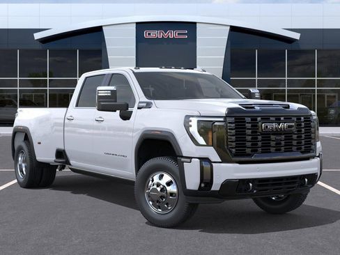 New 2026 GMC Sierra 3500 Denali Ultimate AWD/4WD image 7