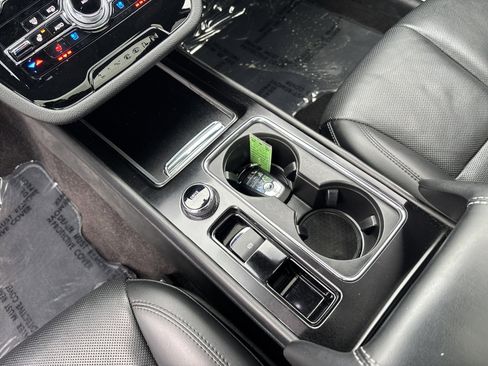 Used 2021 Lincoln Corsair Grand Touring w/ Equipment Group 301A image 19