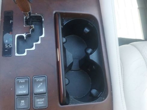 Used 2011 Lexus LS 460 AWD w/ Comfort Plus Pkg image 19