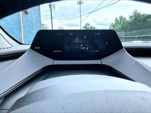 Certified 2024 Toyota Prius XLE FWD image 26