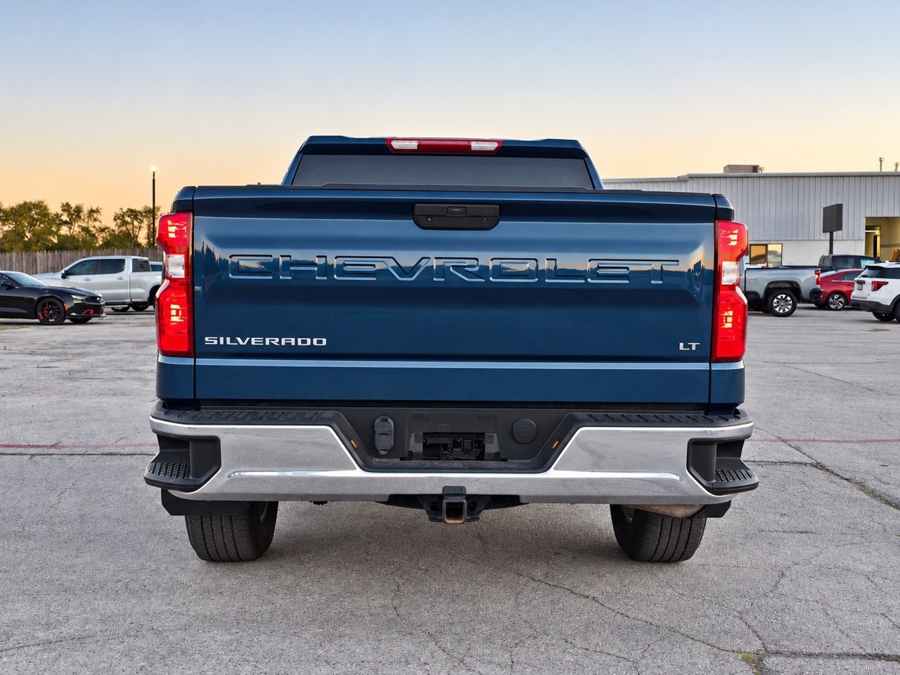 Used 2021 Chevrolet Silverado 1500 LT w/ Bed Protection Package AWD/4WD image 5