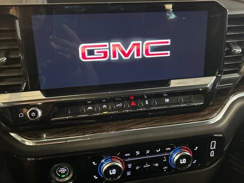 Used 2023 GMC Sierra 1500 Elevation RWD image 17