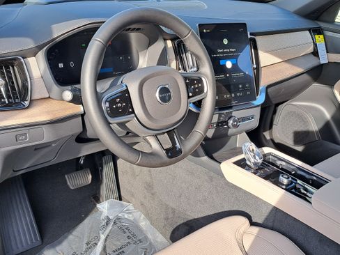 New 2026 Volvo XC90 B6 Ultra image 5