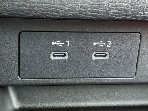 New 2025 Mitsubishi Outlander SE image 26