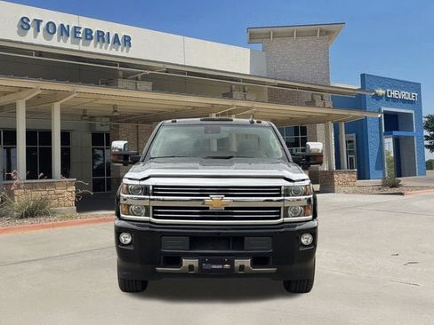 Used 2016 Chevrolet Silverado 2500 High Country w/ Duramax Plus Package image 9