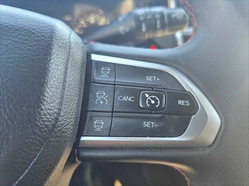 Used 2023 Jeep Compass Trailhawk image 31