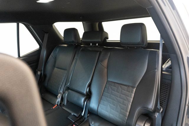 Used 2025 Toyota 4Runner TRD Off-Road Premium AWD/4WD image 26