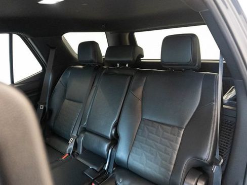 Used 2025 Toyota 4Runner TRD Off-Road Premium AWD/4WD image 26