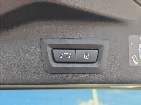 Used 2026 BMW X5 sDrive40i RWD image 10